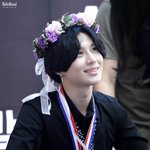 男 아이돌 <b>여심</b> 녹이는 미소