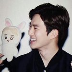 [EXO] 신발 나년 조카 <b>탈덕</b>하려했는데 신발