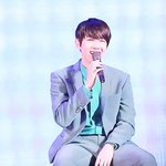 [EXO] 야 니들 백현이 이거 봤냐 <b>팬</b>들한테
