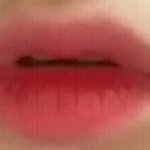 [댓글부탁해] 졸업사진 찍는데 <b>입술색</b> 좀 봐줘