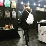 [EXO] 아 가래 ㅆㅂ 내가 저 가방 사려했는데ㅜㅜㅠㅠ