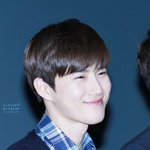 [EXO] 야 이사진 ㄹㅇ 수염<b>자국</b> 어떻게못하녀 시발