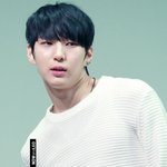 잘 때 <b>팔베개</b>해줬으면 하는 男 돌