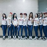 야구 유니폼 입은 트둥이들