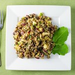 <b>밥알</b>이 톡톡 씹히는 라이스샐러드