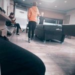 [EXO] 태민이랑 당구장갈때도 <b>깁스</b>용신발신더니