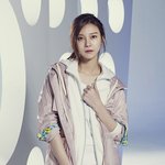<b>캐주얼</b>한 옷도 잘 어울리는 차예련