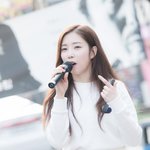[프듀101] <b>홍대</b> 윤채경 습격