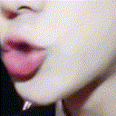 [EXO] 퀴즈 6. 사진 속의 입은 무엇을 말하고 있었는가?