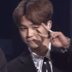 [방탄소년단] <b>지민이</b> 쁘이 움짤 쪄왔엉