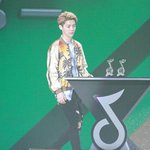 [루한] 2016년 루한 가수로 받은 <b>상들</b>....