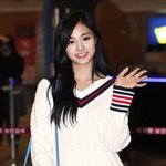 <b>쯔위</b> 흑발 굿