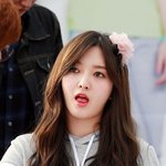 가까이에서 봐야 되는 <b>찬미</b>