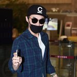 <b>전진</b> 훈훈 공항패션