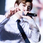 [방탄소년단] 이삐들 <b>양념</b>치킨먹다 손에 <b>양념</b>묻으면 어떻게해?