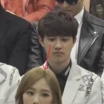 [EXO] 근데 <b>뒤통수</b>에 뭐 묻어있음 계속보게되지않냨ㅋㅋㅋㅋ