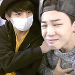 [방탄소년단] <b>이</b>삐들...나 지금 너무 <b>행복</b>한데