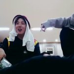 [방탄소년단] 얘들아 <b>종이컵</b>주웠니