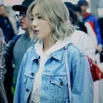 [EXO] 백현태연 청<b>자켓</b>자주가치입네