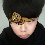 많이 <b>어색</b>해 보여?