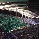 [EXO] <b>맨왼쪽</b> 보라색이여파란색이여