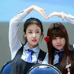 [여자친구] 엄지랑신비랑 사이안좋다는글<b>볼</b><b>때</b>마다 너무힘들다 