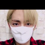 [방탄소년단] 가려도 보이는 그의 미모