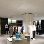 스페인 컨템포러리 브랜드 빔바이<b>롤라</b> /갤러리아 팝업스토어