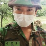 흔한 <b>예비군</b> 아저씨들의 인증샷