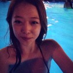 女스타들의 <b>아찔</b>한 비키니 셀카