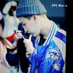 [방탄소년단] 윤기 <b>머리</b> 깎은거야?