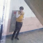 [EXO] <b>복도</b>에서 빵먹는 재현이 보니깐 몰래 숨어서 빵먹는