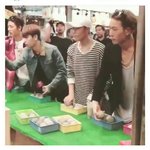 [아이콘] 둘만 술마신거 아니고 뒷풀이긴한데