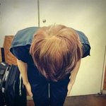 [방탄소년단] 발닦고 잠이나 <b>자자</b>