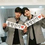 오늘 동방신기 일본 데뷔 11주년^^