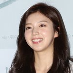 김옥빈과 똑닮은 미모