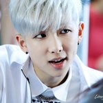 [방탄소년단] 갠적으로 <b>이메이크업</b> 안했으면 좋겟음ㅠㅠ