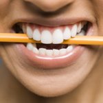 이유없이 울적하고 슬픈날엔 연필하나로 웃어봅시다!