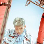 [방탄소년단] 김남준 분명 멋진<b>포즈</b>, 멋진표정인데