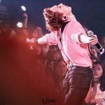 [EXO] 맞아 민석이는 전인류를 <b>포용</b>