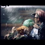 [방탄소년단] 아까 올린 뮤비에 그림 한번 더나왔네