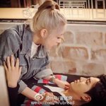 [EXO] 아니 시발 잠깐만 <b>저</b> 여자 뭔데