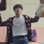 [방탄소년단] 정국이 <b>허벅지</b>에 저거뭐야??