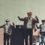 [방탄소년단] 정국이<b>다리</b>에..