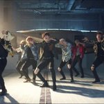 [방탄소년단] 티저가 저정도인데 <b>원곡</b>은 얼마나 멋질까