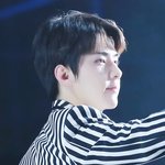 [EXO] 피부하난 진짜 좋아