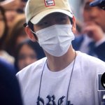[백현] 백현이 <b>셔츠</b> 선물이래