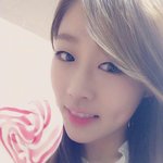 [러블리즈] 소우리는 셀카 항상 이렇게찍어
