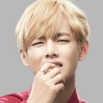 [방탄소년단] 굿즈는 나오면 다모으고싶은게 사람심리다.....