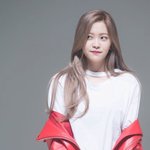 <b>예리</b> 리즈 갱신
